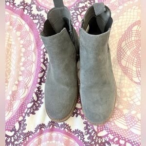 Steve Madden Charcoal Suede Booties